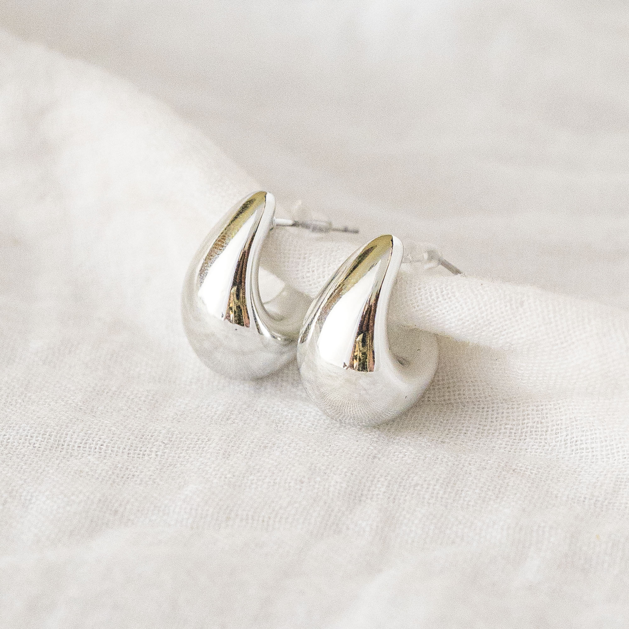 Chunky Waterdrop Stud Small Silver