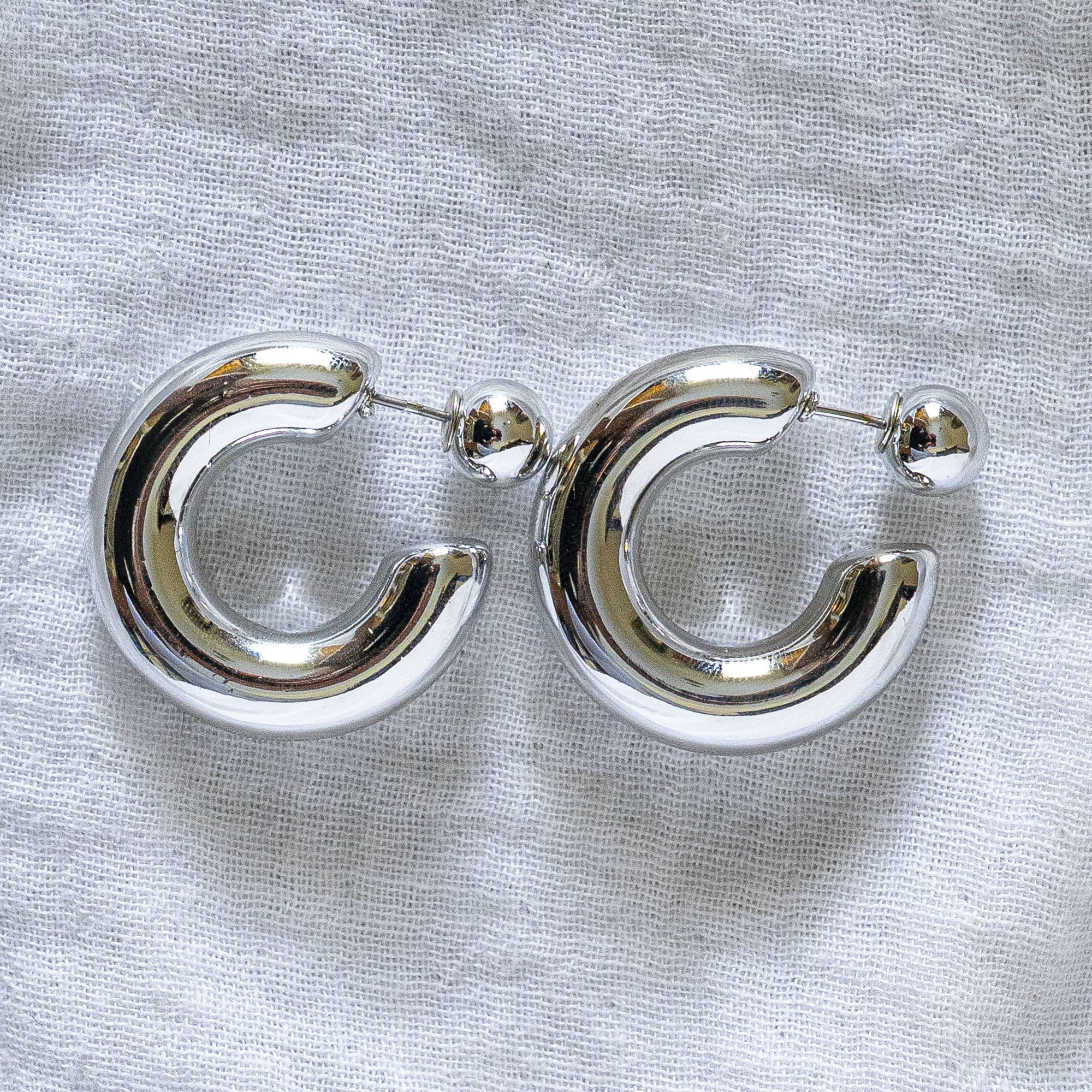 Hoop Earrings with ball Silver