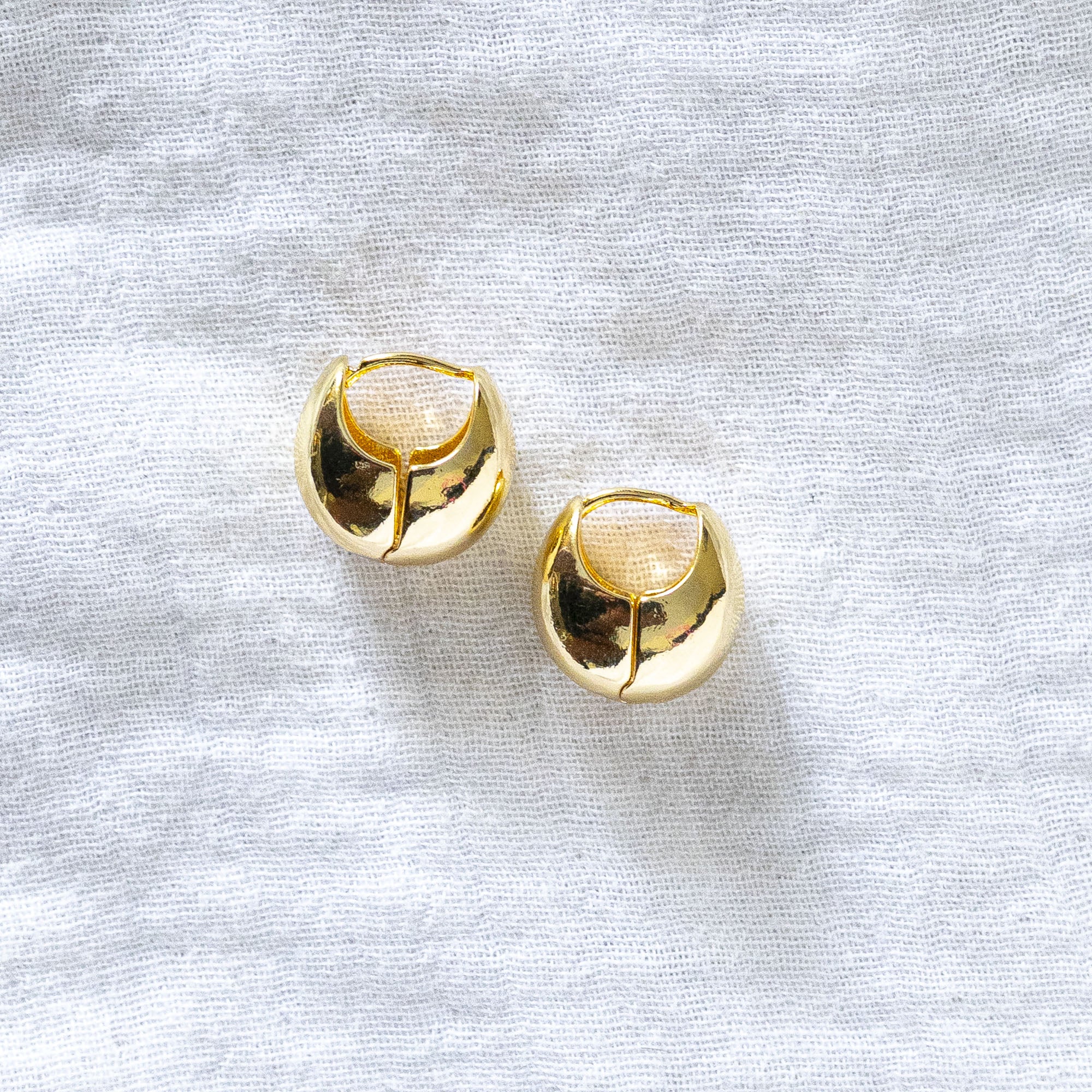 Chunky Dome Huggie Hoops Gold