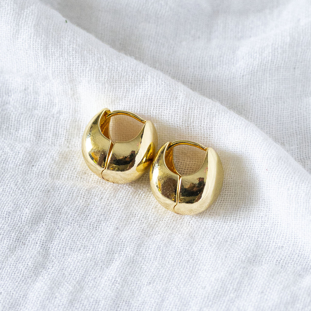 Chunky Dome Huggie Hoops Gold