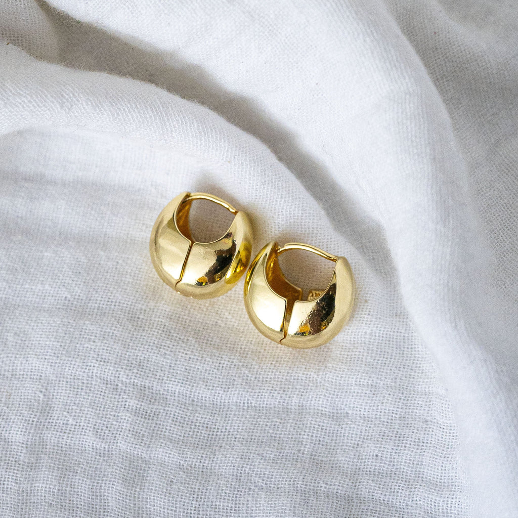 Chunky Dome Huggie Hoops Gold
