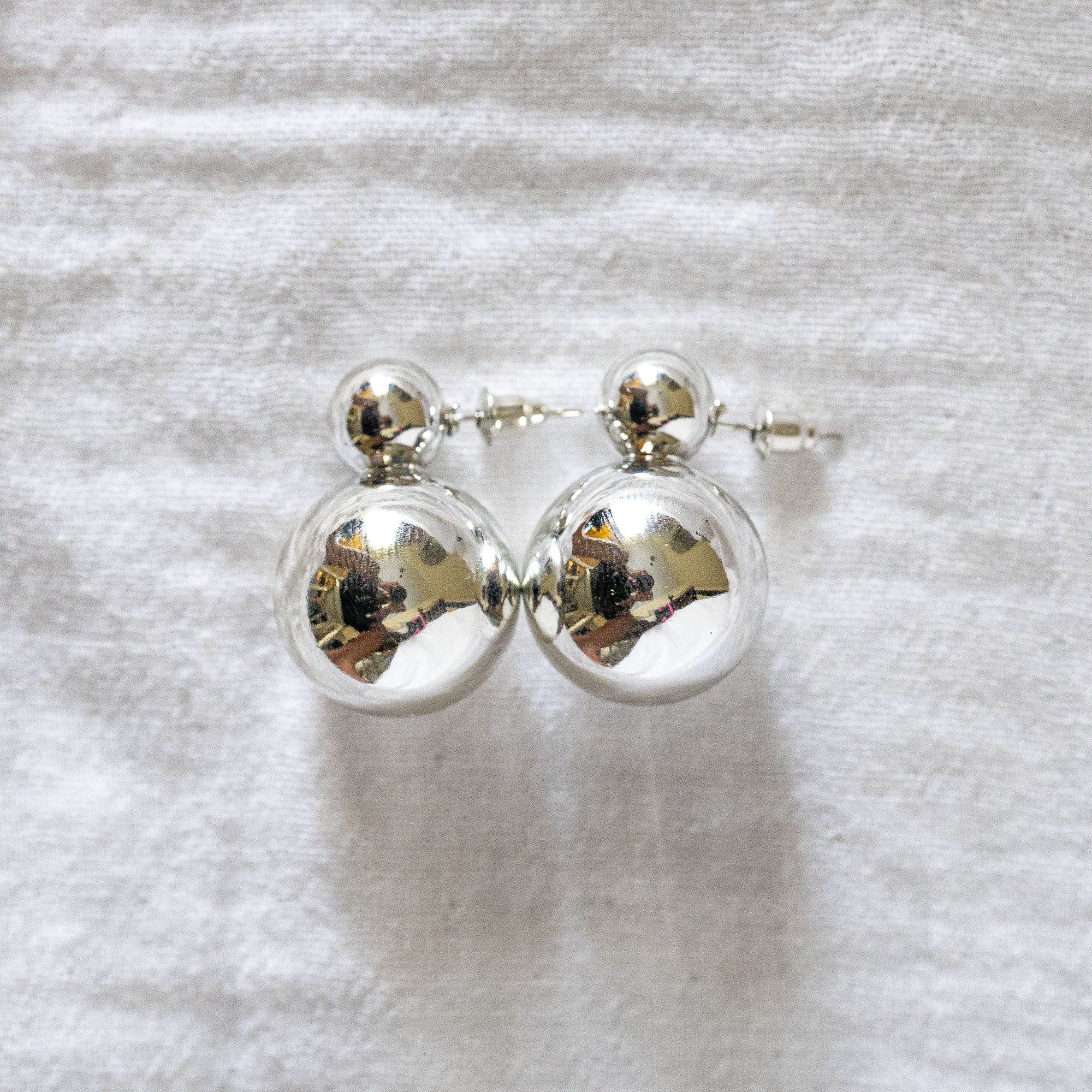 Double Ball Stud Earring Silver