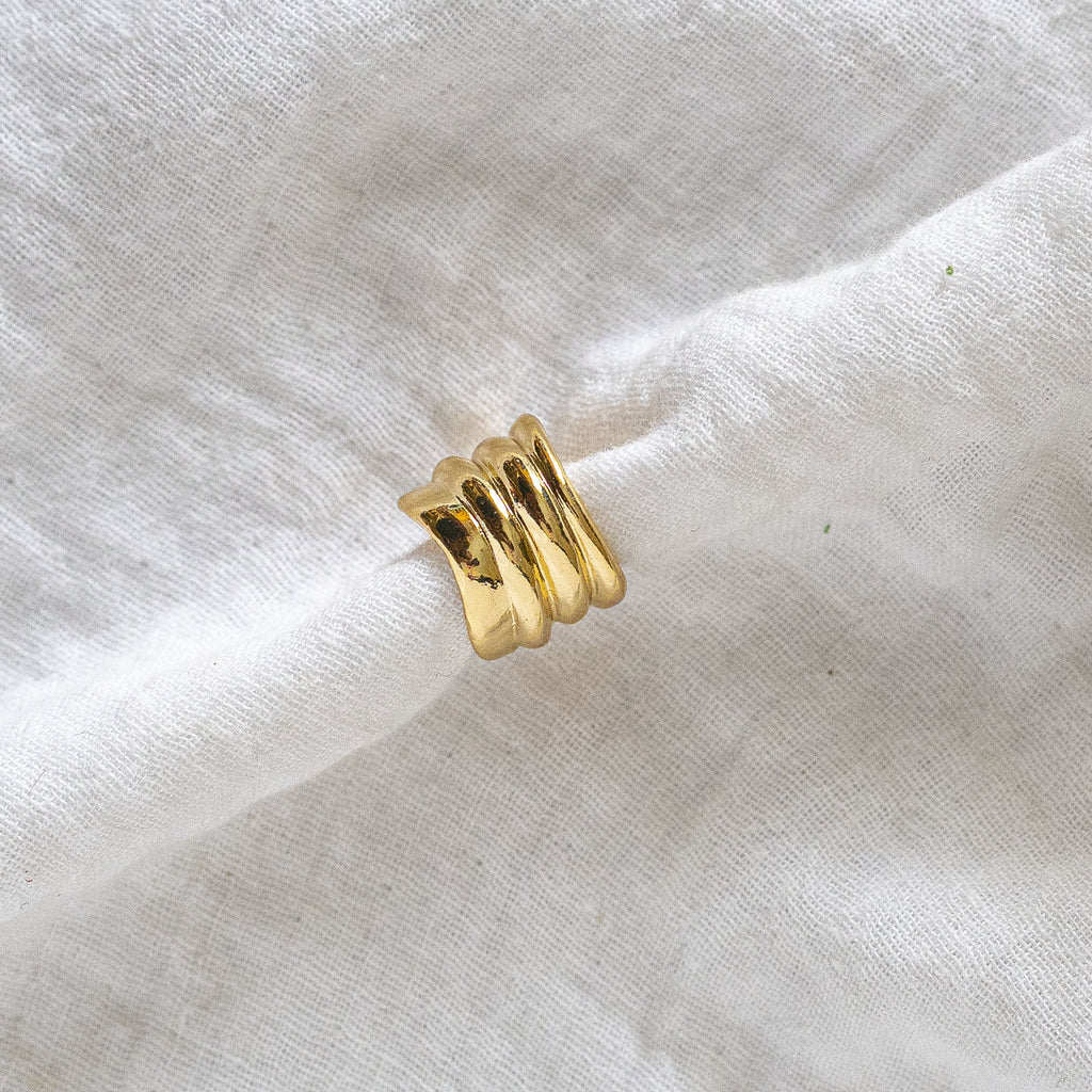 The Ribbed Ear Cuff