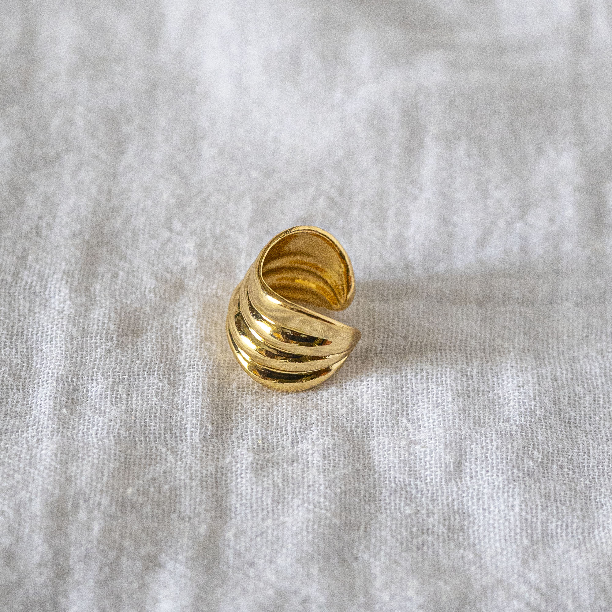 The Ribbed Ear Cuff