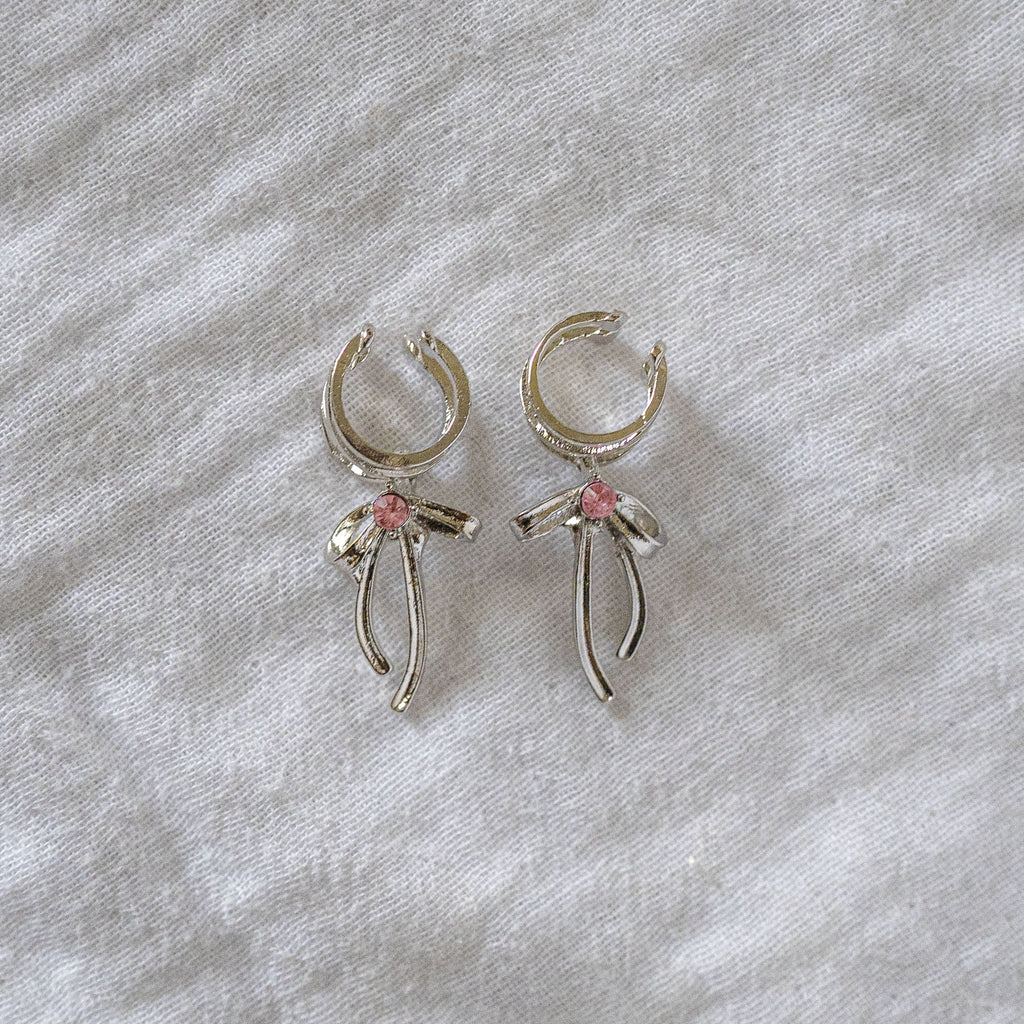 The "Aura" Ear cuff