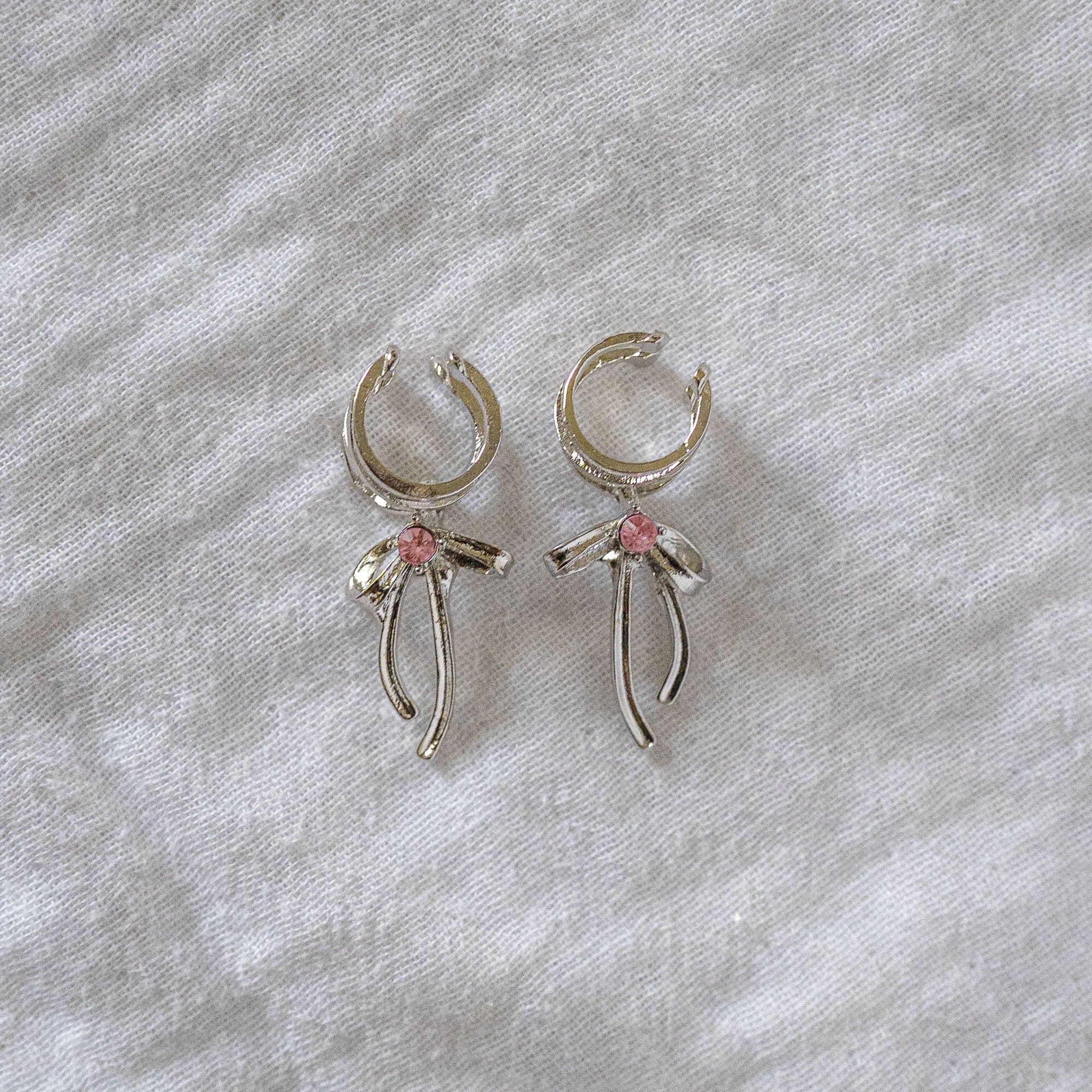 The "Aura" Ear cuff
