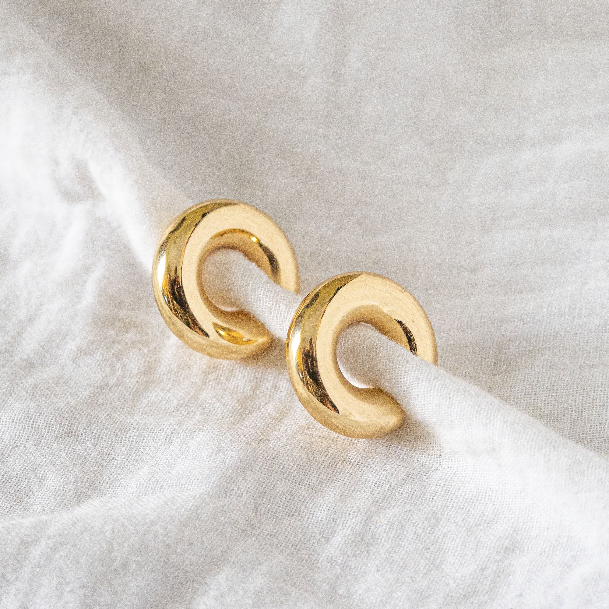 Chunky Polished Gold Minimalist Ear Cuff PAIR