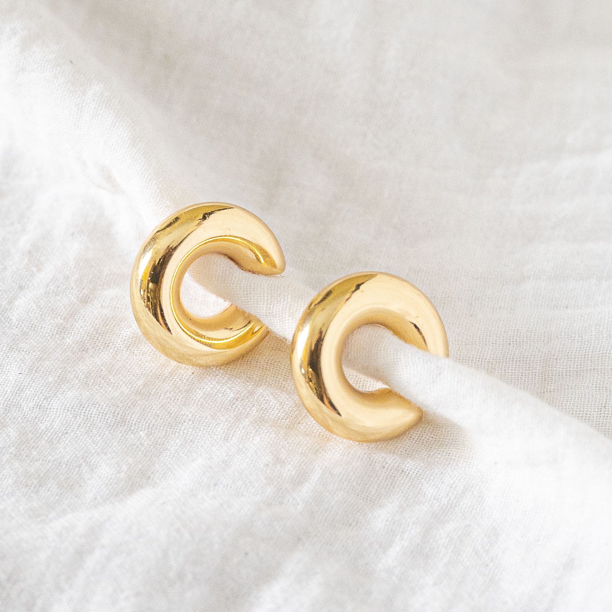Chunky Polished Gold Minimalist Ear Cuff PAIR