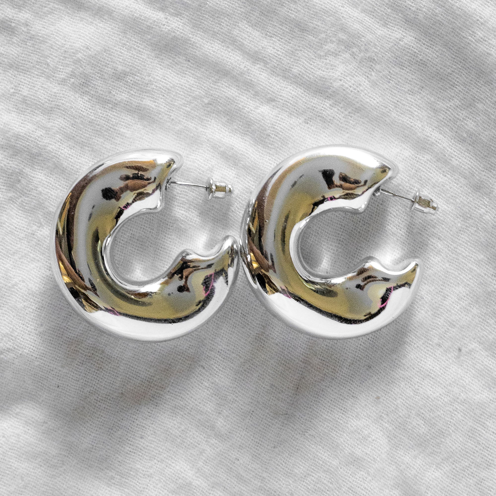 Chunky Wavy Hoop Earrings Silver