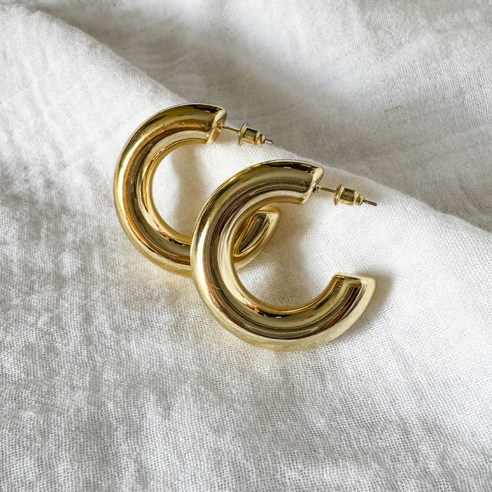 Large C hoops Thick tube Gold