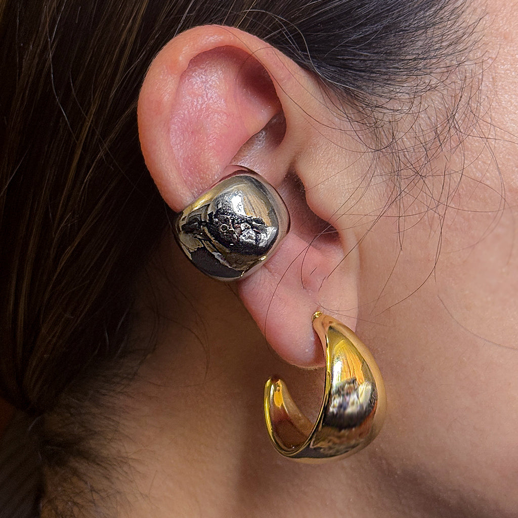 Classic Thick Hoop Earrings Gold